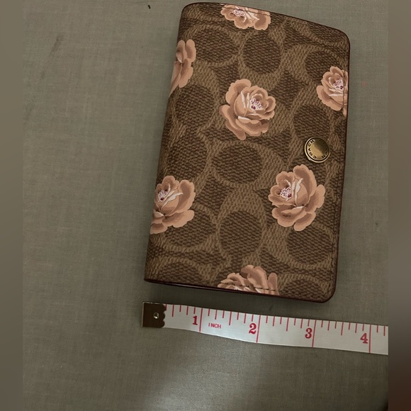 Coach Rose Print Wallet - Picture 4 of 8